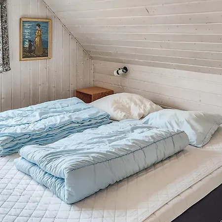 3 Bedroom Cozy In Grenaa Brondstrup