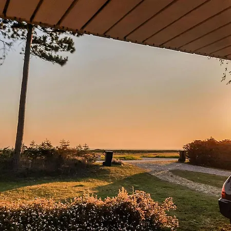 3 Bedroom Cozy In Grenaa