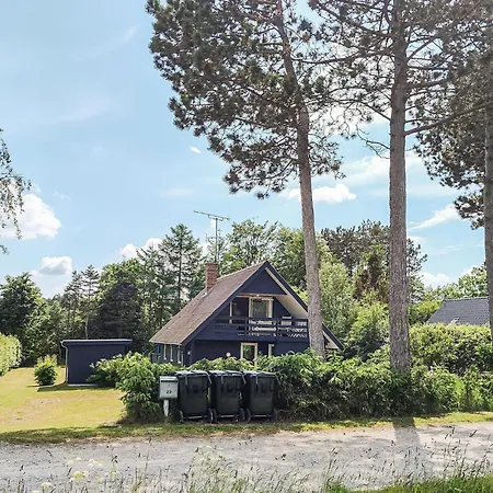 3 Bedroom Cozy In Grenaa *