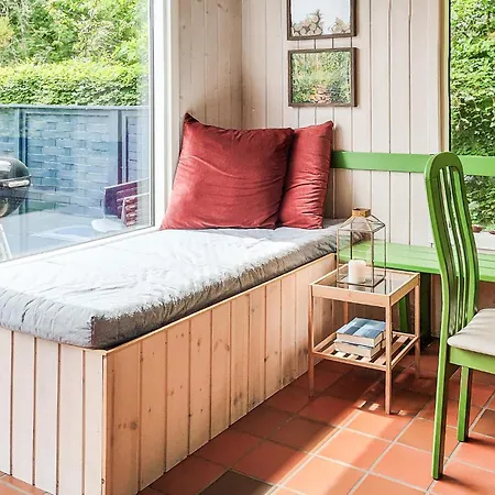 3 Bedroom Cozy In Grenaa * Brondstrup